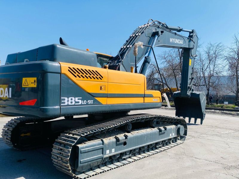 Гусеничный экскаватор Hyundai 385-9 Гусеничный экскаватор Hyundai 385-9