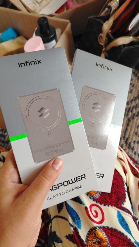 Infinix powerbacklar