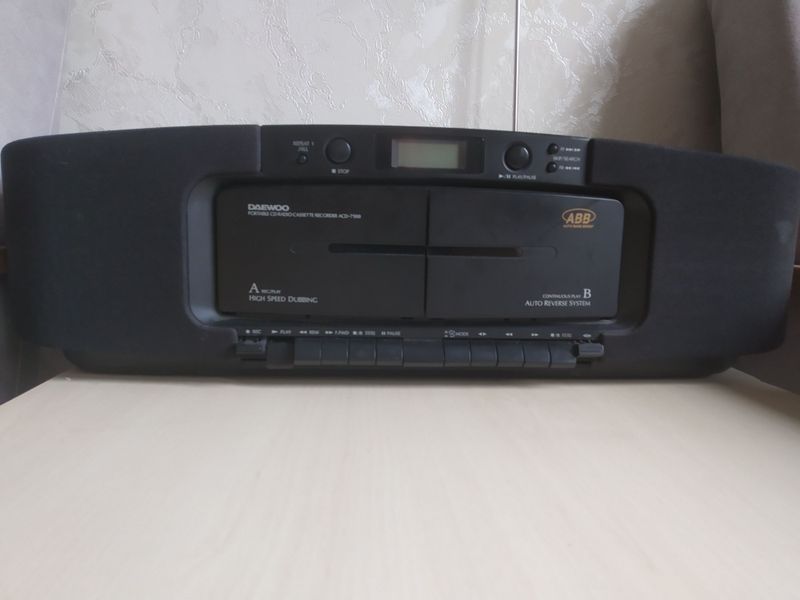 Бумбокс Daewoo . Бумбокс Daewoo .