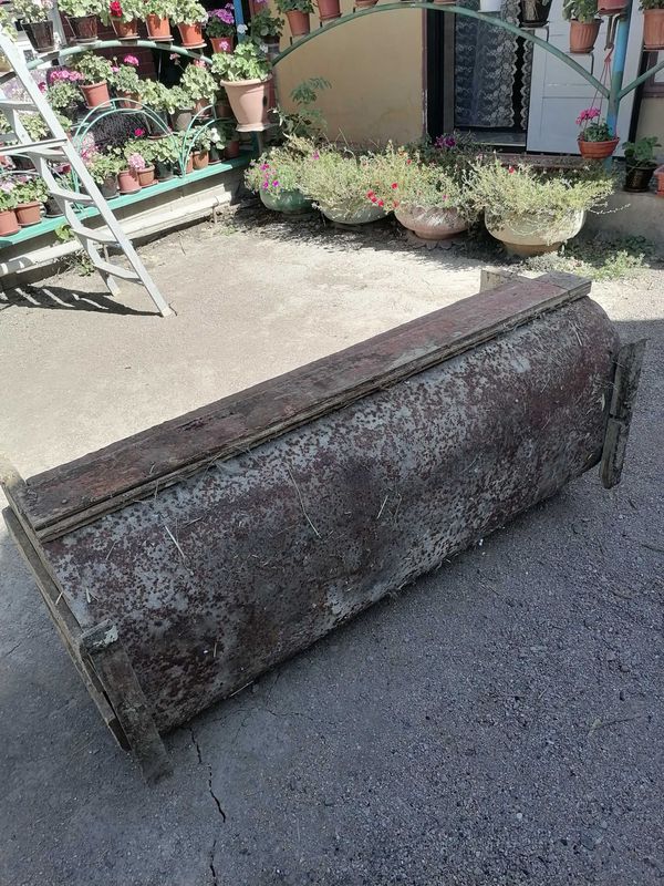 Продам кормушку для крупного скота