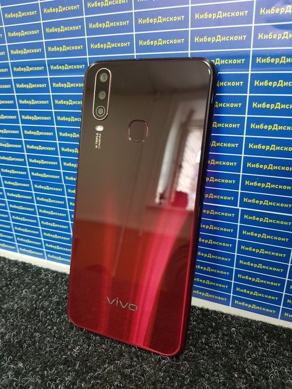 Телефон Vivo продаю Телефон Vivo продаю