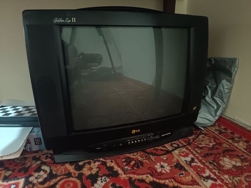 Televizor LG yaxsh