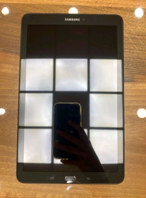 Samsung Galaxy Tab E Samsung Galaxy Tab E