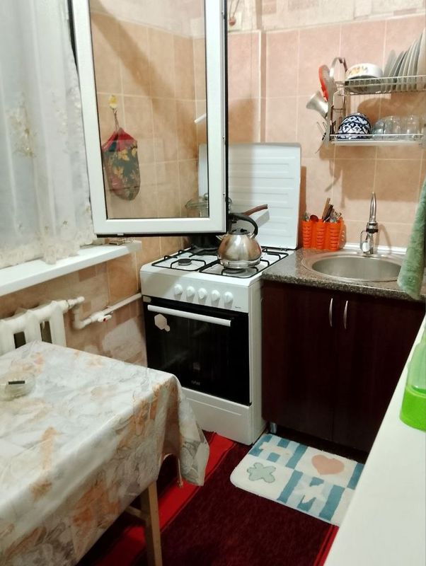 Срочно сдам 1/1/4 на Кадышева Срочно сдам 1/1/4 на Кадышева