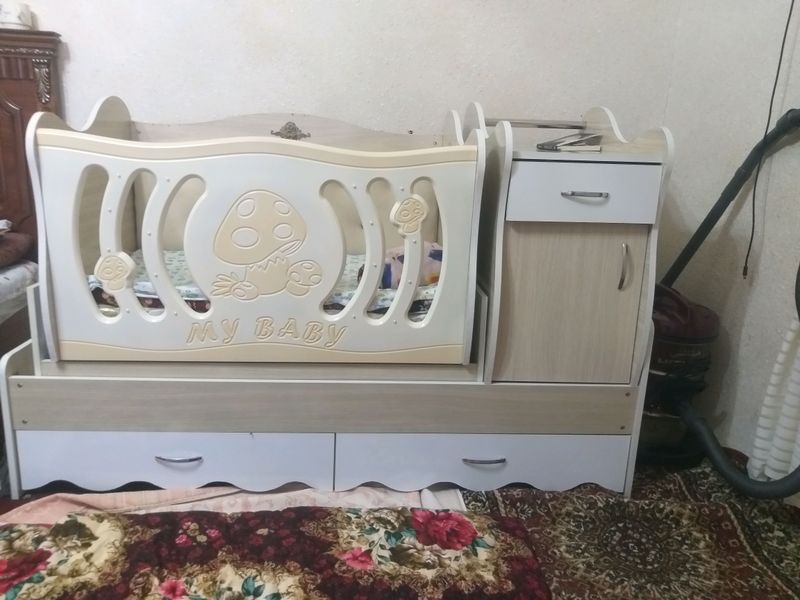 болалар кроватчаси болалар кроватчаси