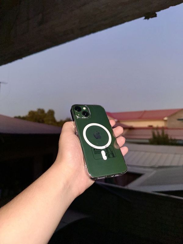 Iphone 13 green Iphone 13 green
