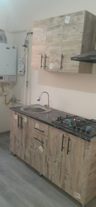 Футсити бозор олди дан 2/3хона килинган 280долир маклир хизмати бор Футсити бозор олди дан 2/3хона килинган 280долир маклир хизмати бор