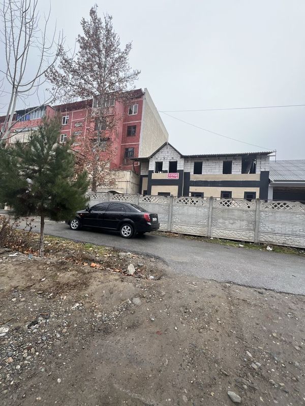 Ховли сотилади 43000$ Ховли сотилади 43000$
