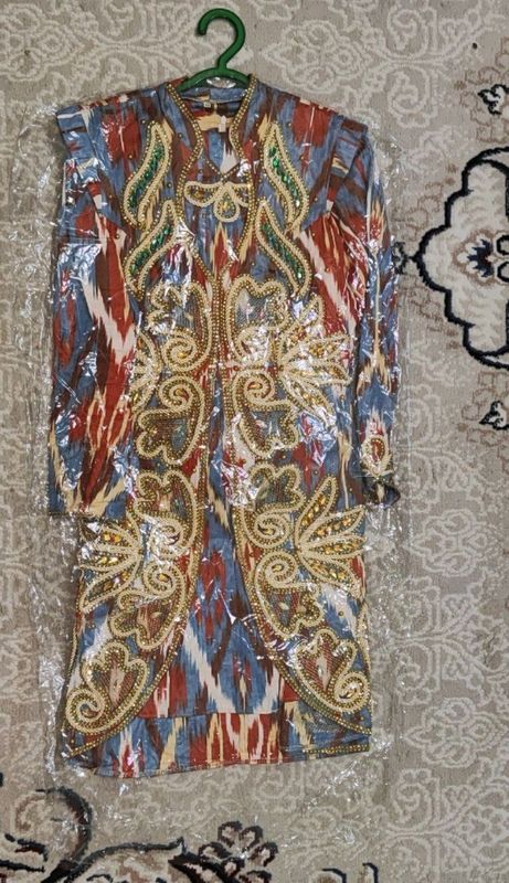 Qizla keln salom kymlar M L razmer 130.000 Qizla keln salom kymlar M L razmer 130.000