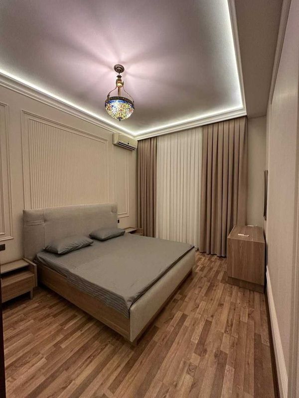 Срочно Сдаётся абсолютна новая 2х-ком. кв-а 90м/кв на метро Бадамзар