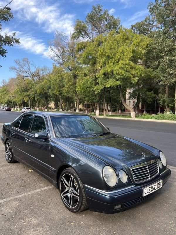 Mercedes benz w210 Elegant