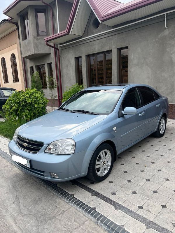 Lacetti 1.8 avtomat 2011 Lacetti 1.8 avtomat 2011