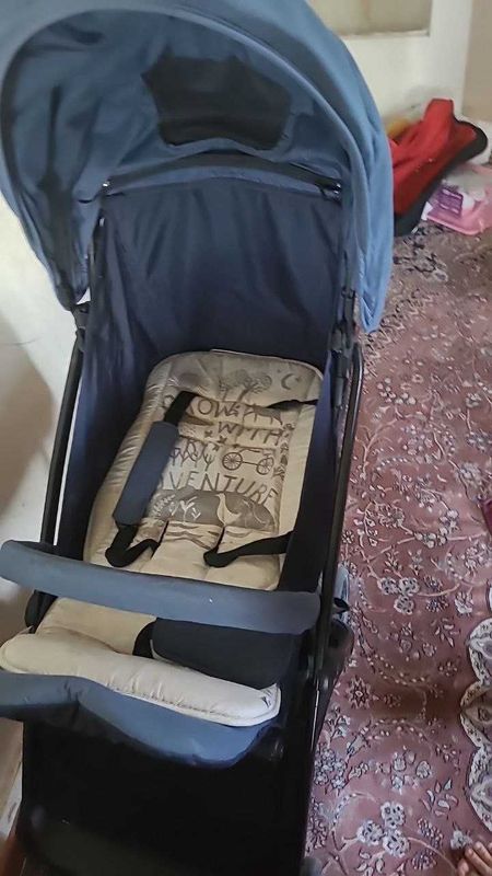 Детское коляска продам срочно. JOIE фирменный. Детское коляска продам срочно. JOIE фирменный.