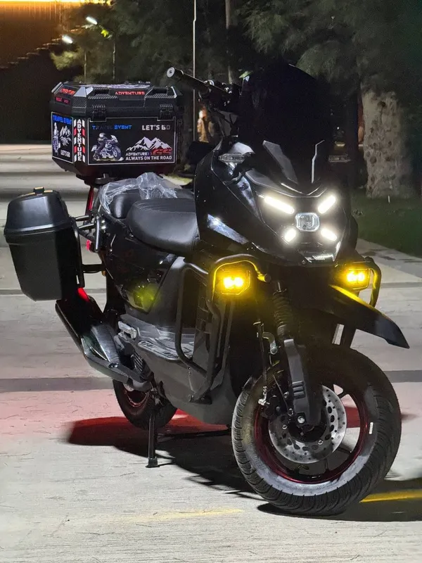 срочно продаётся скутер ТАНК 3 мах пор