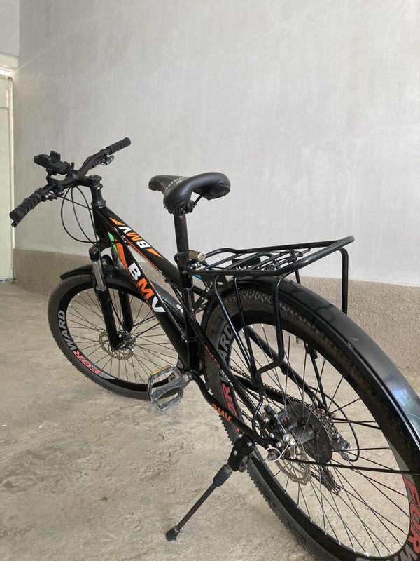 Srochna velosiped sotiladi Srochna velosiped sotiladi