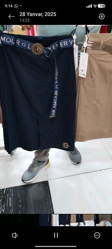 yupka yuqa strechi bor jinsi rani koʻk rmenti bor