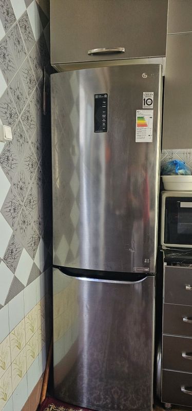 LG HALADELNIK SOTILADI holati yaxshi koʻrib olishingiz mumkin LG HALADELNIK SOTILADI holati yaxshi koʻrib olishingiz mumkin