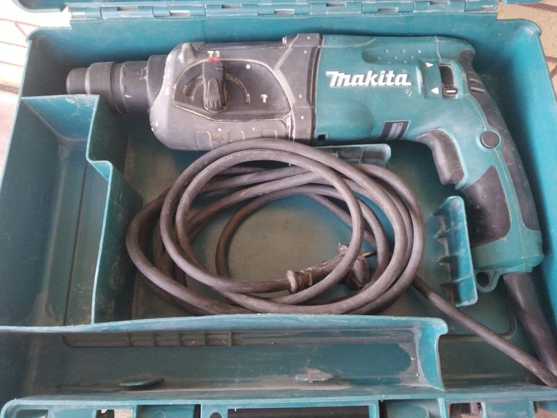 "Makita" перфоратор оригинальный "Makita" перфоратор оригинальный