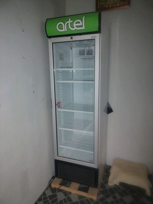 vitrina 474 artel kattasi 5mln 300 vitrina 474 artel kattasi 5mln 300