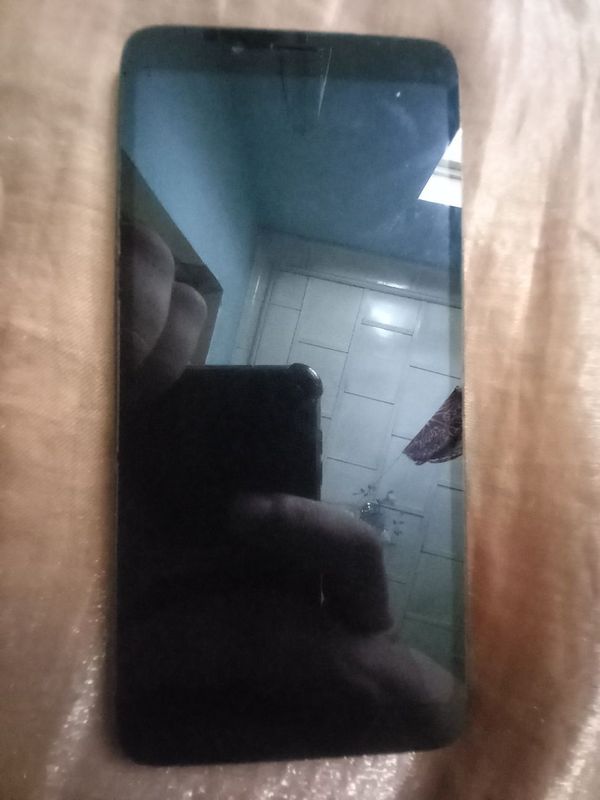 Redmi 6 ekrani kuyga Redmi 6 ekrani kuyga
