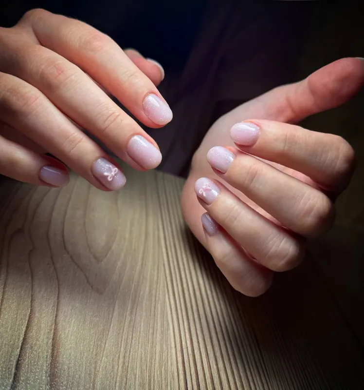 Нужен модель на маникюр на каждый день! Нужен модель на маникюр на каждый день!