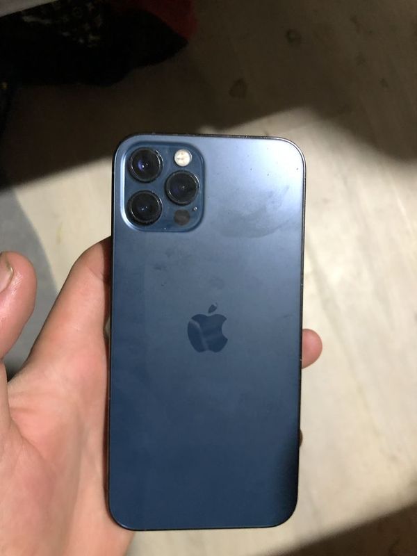 Sotiladi iphone 12 pro srochna Sotiladi iphone 12 pro srochna