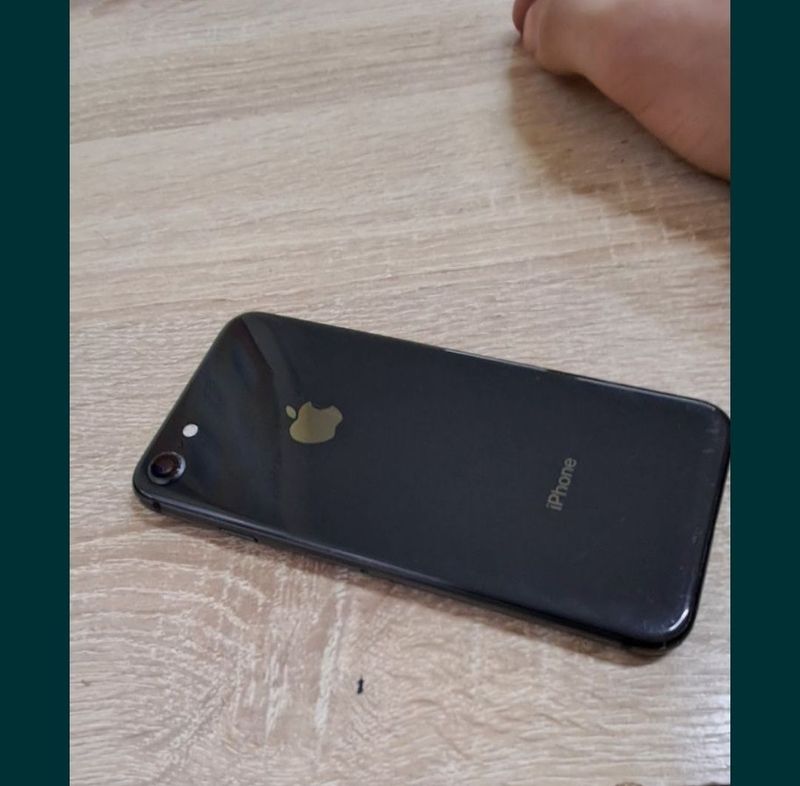 iphone 8 64gb srochna iphone 8 64gb srochna
