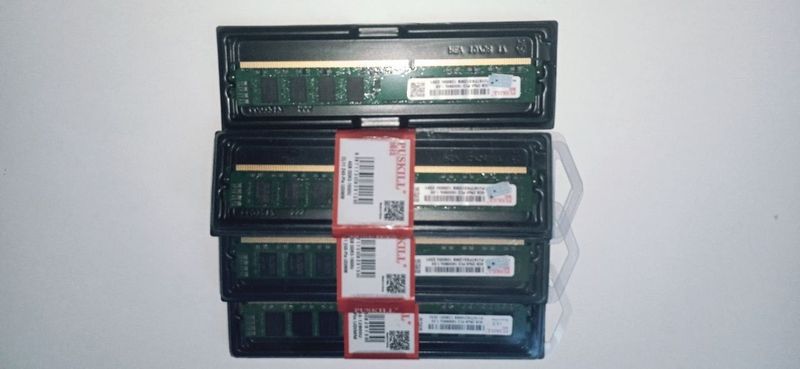 ОЗУ ddr3, 4 шт по 4 Гб общее 16 Гб все 1600 Гц