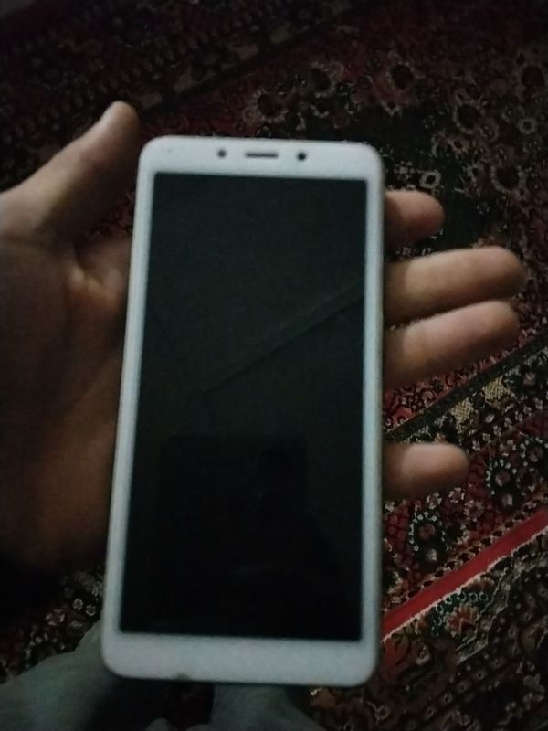 Redmi 6 sotiladi 400min obmen bor