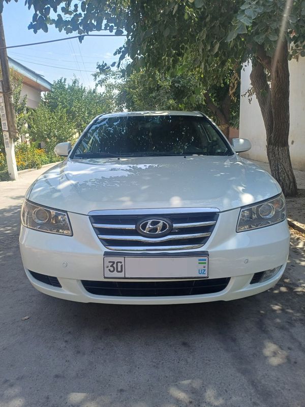 Срочно продам Hyunday Sonata 2006 Срочно продам Hyunday Sonata 2006