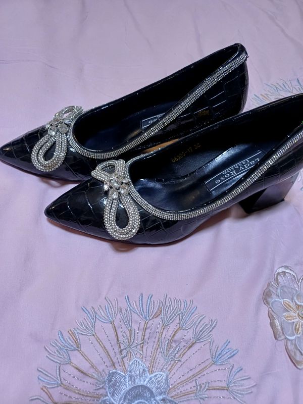 Lady Rose fashion