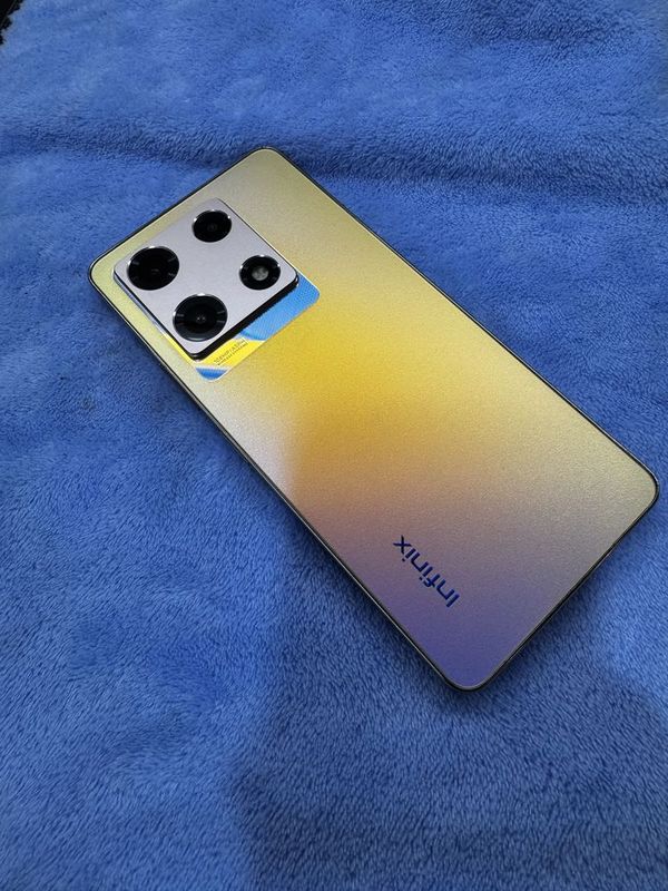 Infinix NOTE 30 Pro 8+8 256GB