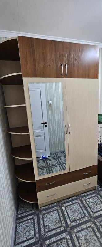 Продаётся шкаф для в детскую комнату.