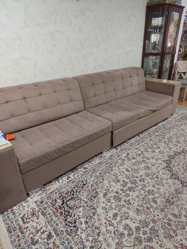 Продам диван,3,5*1 Продам диван,3,5*1