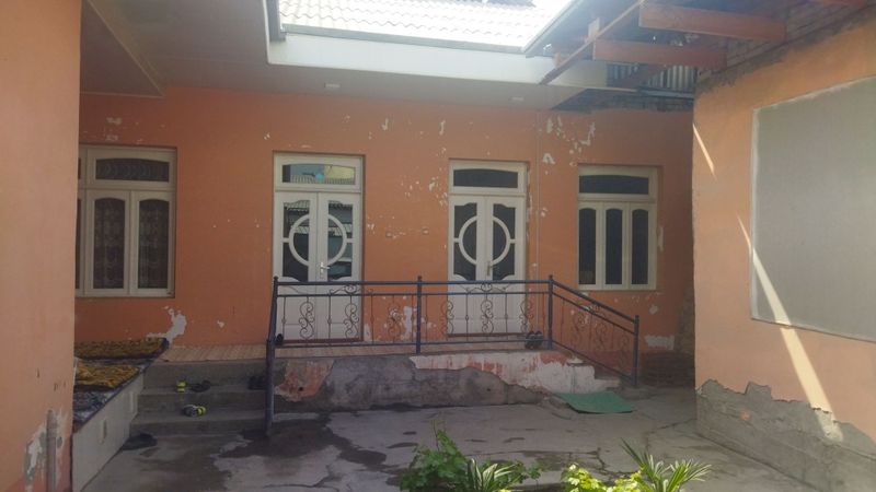 Уй сотилади Хавиза Ибрагимова Масжит оркасида Уй сотилади Хавиза Ибрагимова Масжит оркасида
