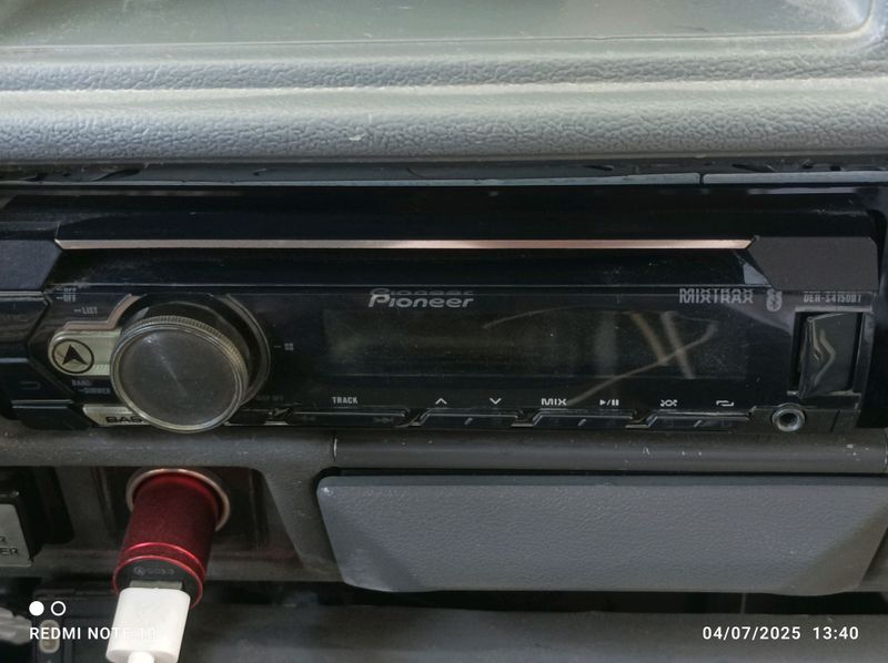 Pioneer magnitafon va Kenwood usliter