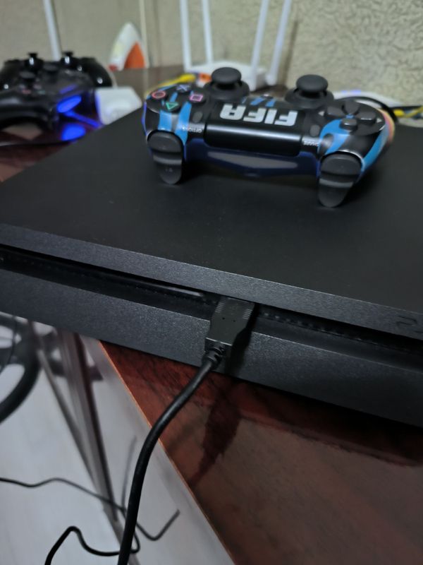 PS4 slim 500 gb 11 ver прошивкали PS4 slim 500 gb 11 ver прошивкали