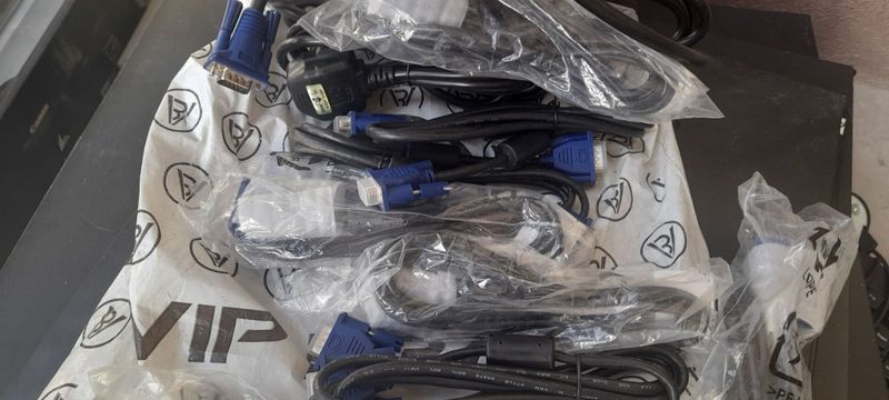 220 v pitaniya va VGA shnurla yengi 220 v pitaniya va VGA shnurla yengi
