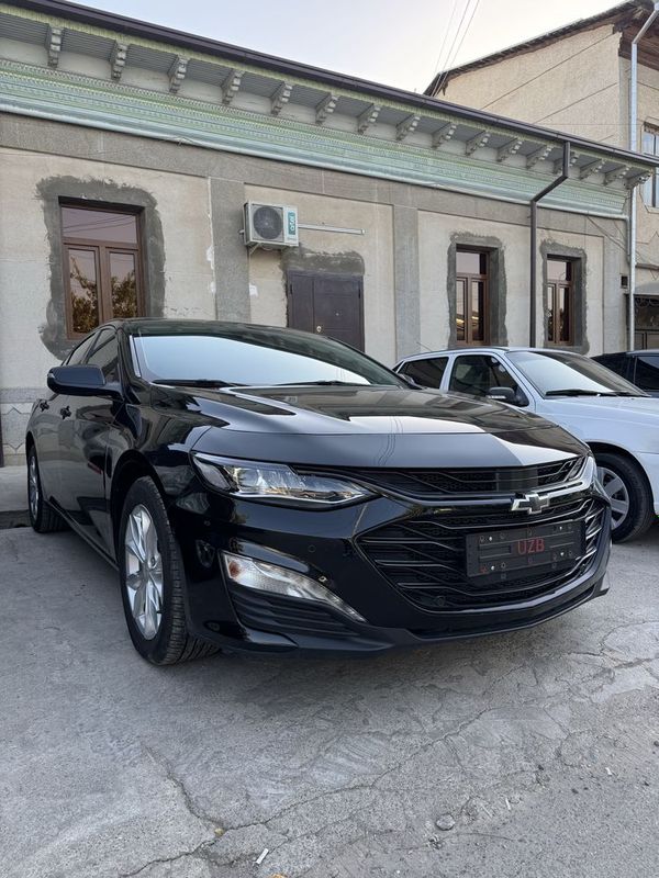 Malibu XL 2023 sotiladi Malibu XL 2023 sotiladi