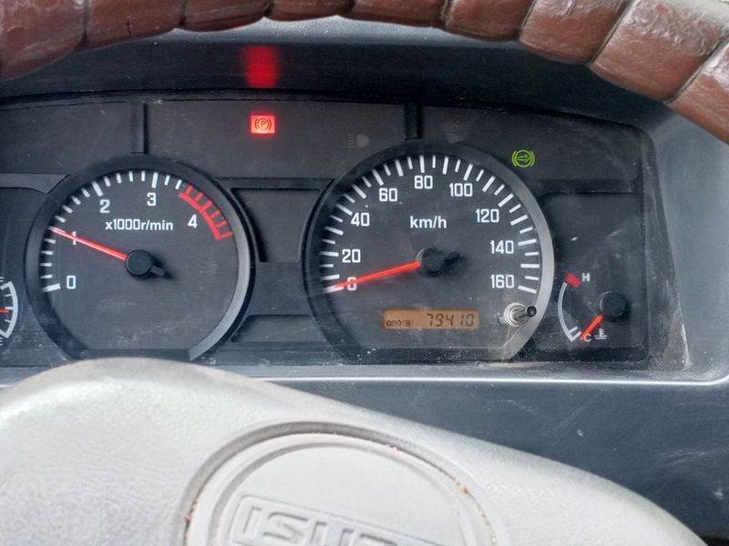 Isuzu sitiladi CNG Isuzu sitiladi CNG