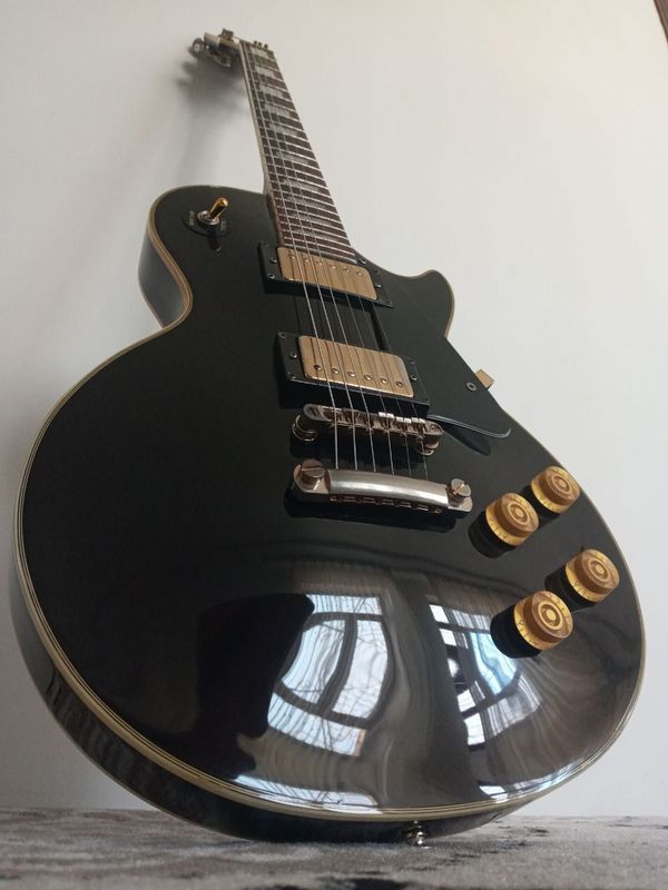 GIBSON elektron gitata