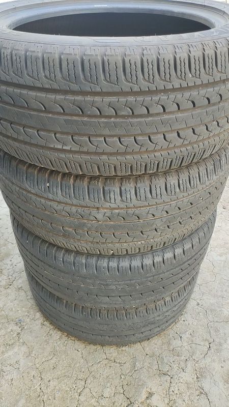 Продается баллони размер 19 Продается баллони размер 19
