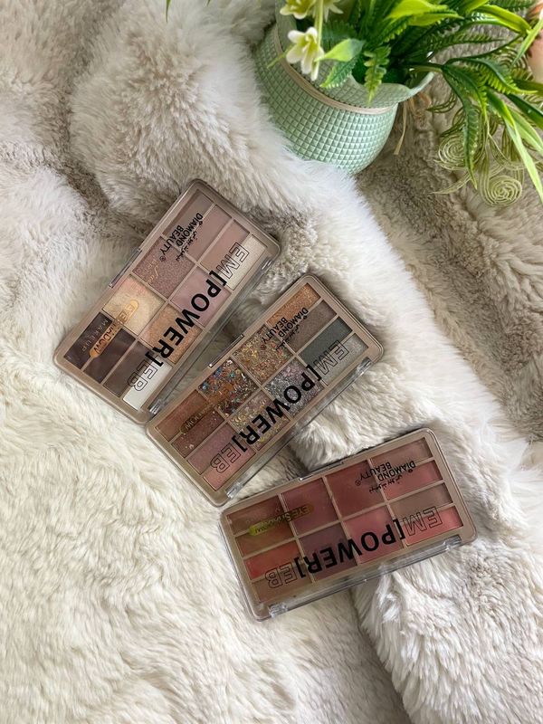 Ten va glitter rumyanali nabor Ten va glitter rumyanali nabor