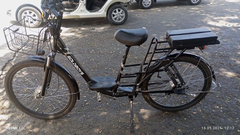 Velo SKUTIR sotiladi yangi rosti 28 Velo SKUTIR sotiladi yangi rosti 28