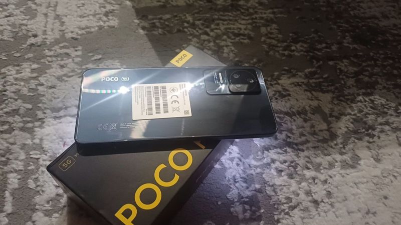 Poco F4 5G 8+3/256