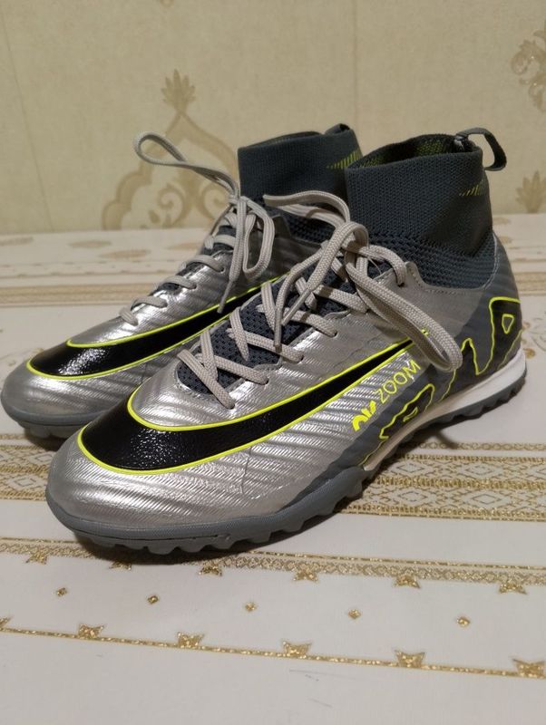 Futbol sarakanoshka yangi Futbol sarakanoshka yangi
