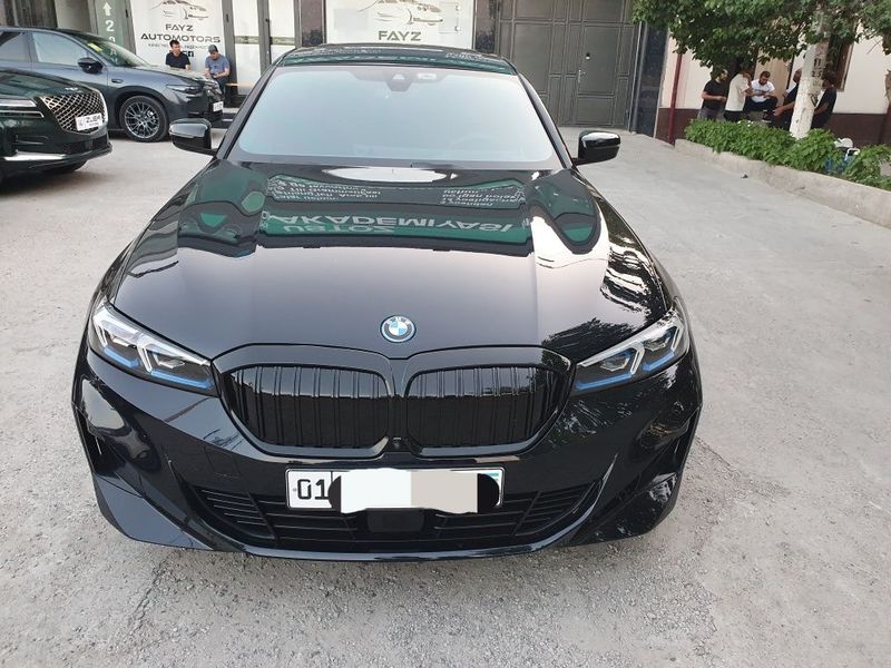 BMW. i3. 40L.590km. Yili 2023. Yurgani 44000. Narxi 35500