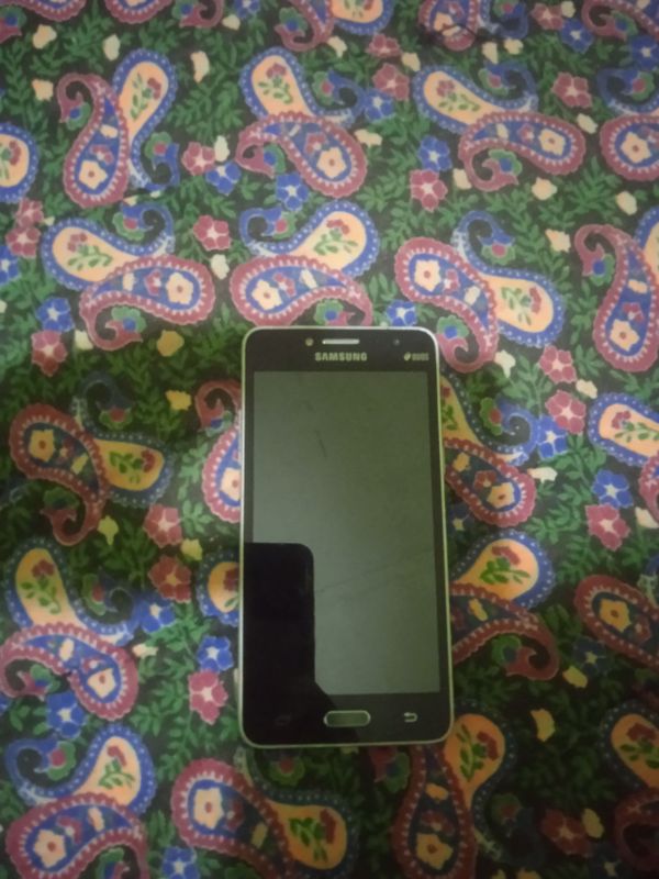 Samsung j2prim holati yaxsh batareka quyish kerak