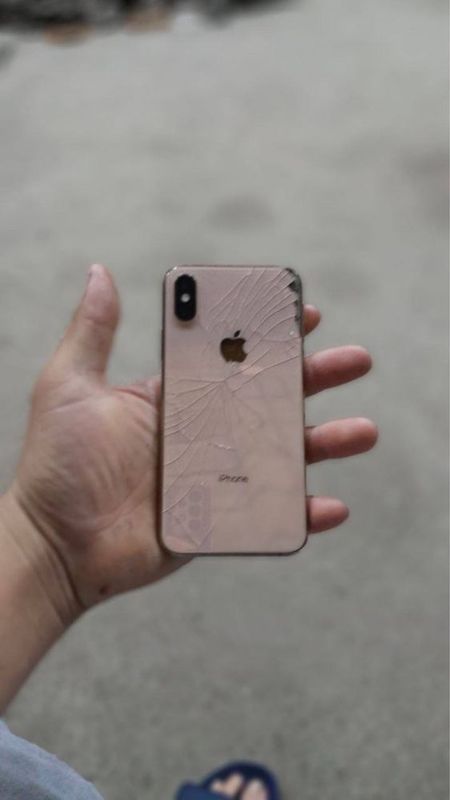 Iphone xs gold abmen bo Iphone xs gold abmen bo
