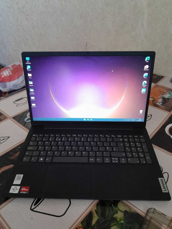 Ноутбук Lenovo V15 G4